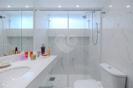 Apartamento à venda ou para alugar com 2 suítes em Cerqueira César, São Paulo, SP