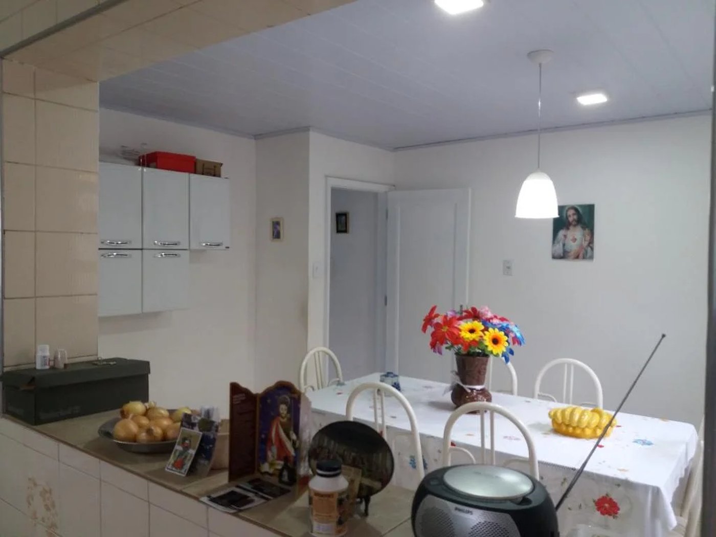 Casa à venda com 4 quartos, sendo 1 suíte, em Jardim Helga, São Paulo, SP