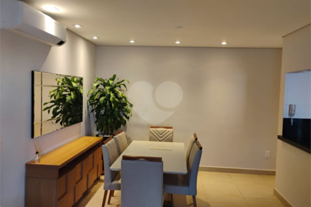 Apartamento à venda com 3 suítes em Pinheirinho, Vinhedo, SP