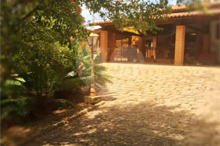 Casa à venda com 3 quartos, sendo 1 suíte, no condomínio Acmti - Colinas do Mosteiro, Terras de Itaici e Recanto dos Pássaros, Indaiatuba - SP