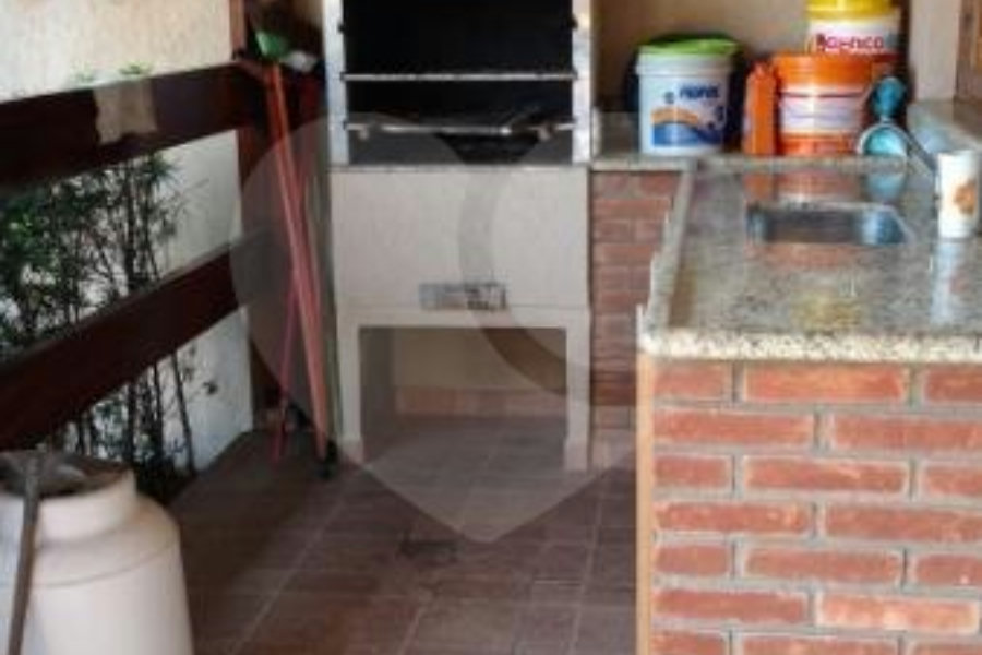 Casa Térrea à venda com 3 suítes em Vila Gustavo, São Paulo, SP