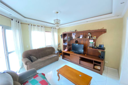 Sobrado à venda com 3 quartos, sendo 1 suíte, em Jardim dos Ipês, Suzano, SP