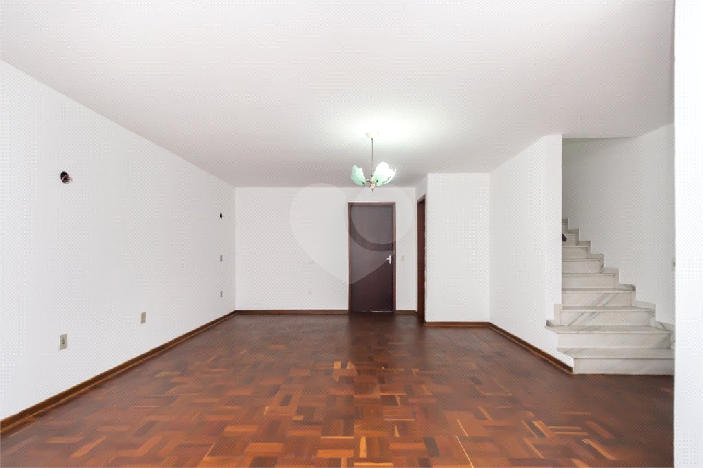 Casa à venda com 3 quartos, sendo 1 suíte, em Vila Mascote, São Paulo, SP