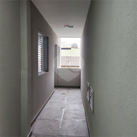 Casa à venda com 2 quartos, sendo 1 suíte, no condomínio Residencial Sanches, São Paulo - SP