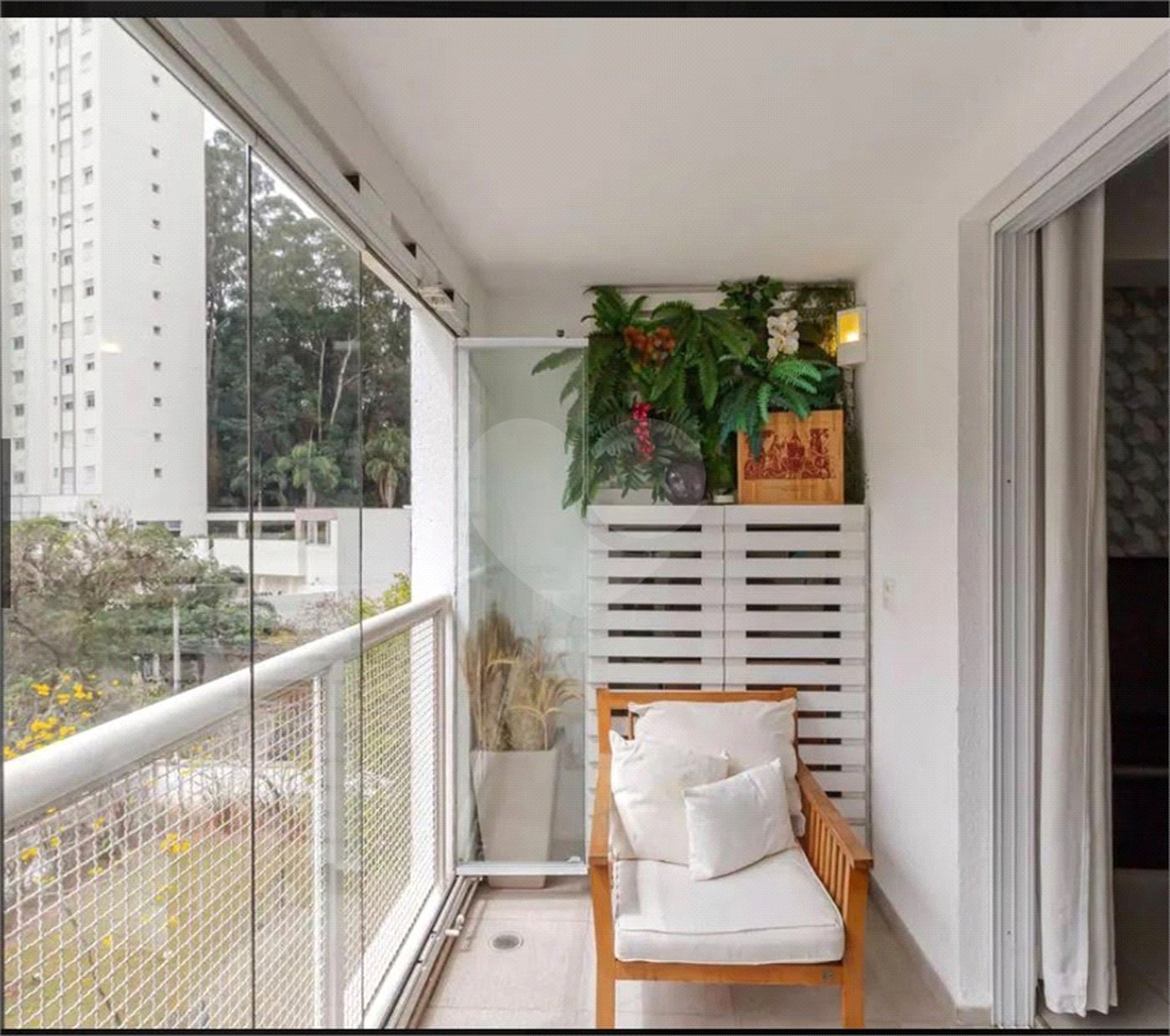 Apartamento à venda com 2 quartos, sendo 1 suíte,  em Vila Andrade, São Paulo, SP