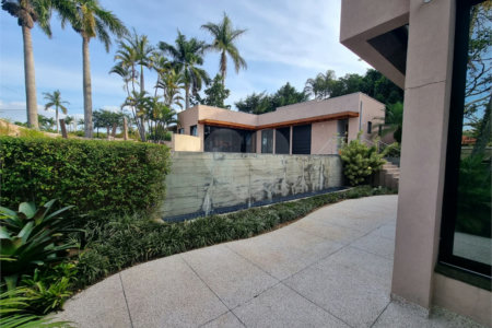 Casa à venda com 6 quartos, sendo 5 suítes,  no condomínio São Joaquim, Vinhedo - SP