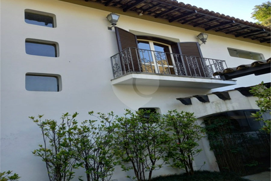 Casa à venda com 5 quartos, sendo 2 suítes, em Jardim Guedala, São Paulo, SP