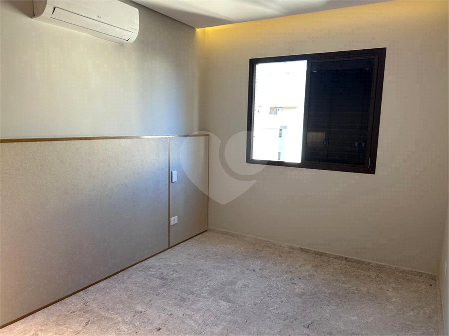 Cobertura à venda com 3 suítes em Vila Nova Conceição, São Paulo, SP