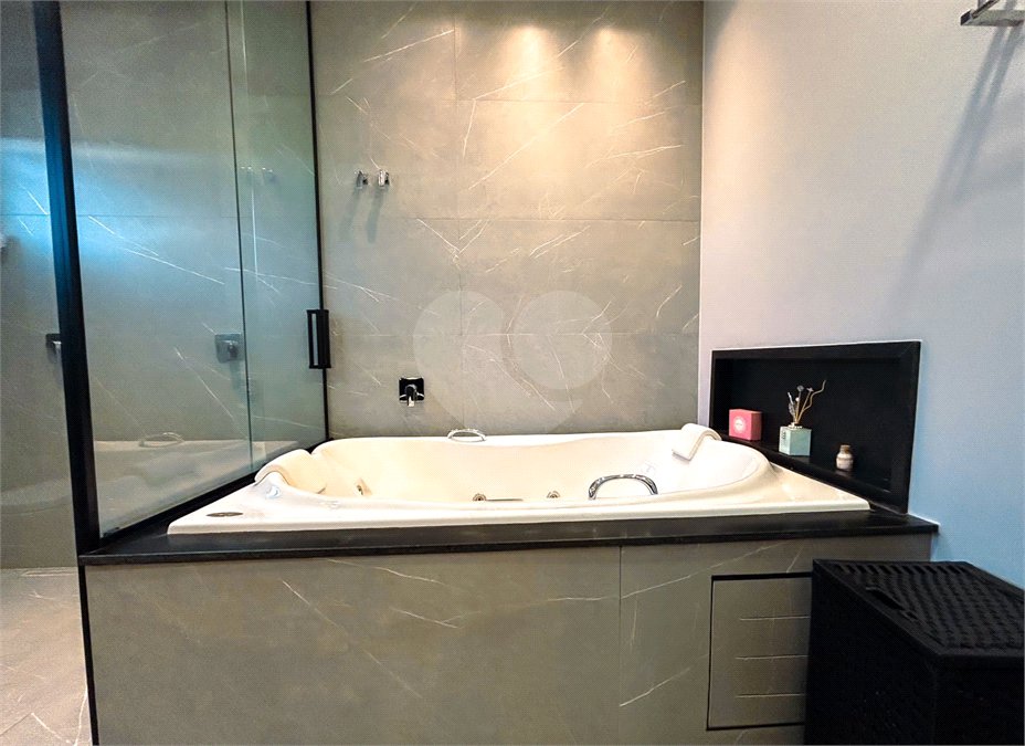 Casa à venda ou para alugar com 3 suítes no condomínio Residencial Central Parque, Salto - SP