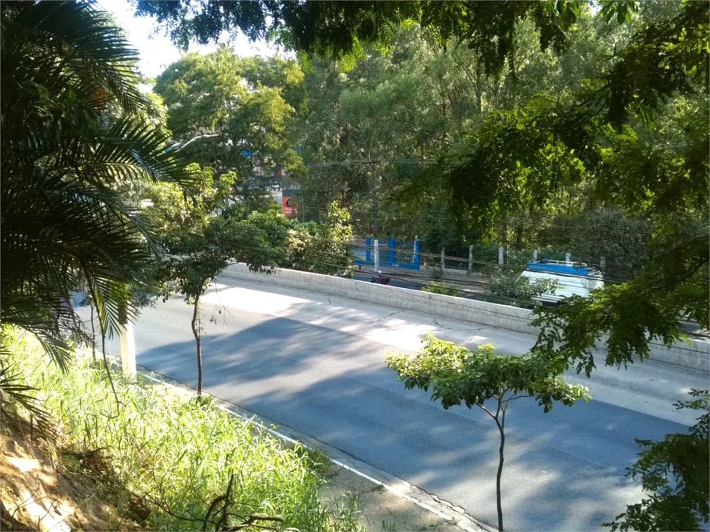 Sobrado à venda com 6 quartos em Jardim Imperial, São Paulo, SP