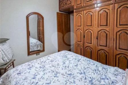 Casa à venda com 3 quartos em Jardim Marisa, São Paulo, SP