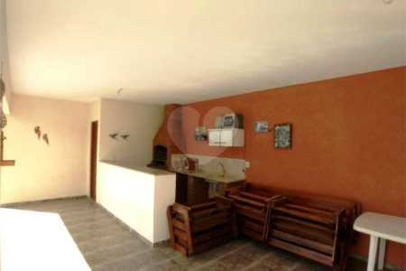 Casa à venda com 3 suítes em Vista Alegre, Vinhedo, SP
