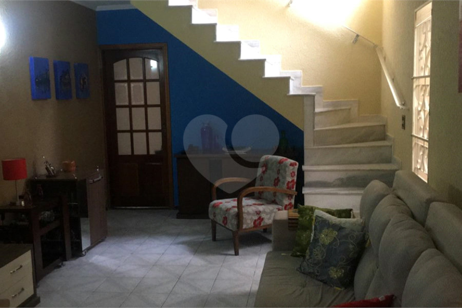 Sobrado à venda com 3 quartos, sendo 1 suíte, em Tremembé, São Paulo, SP