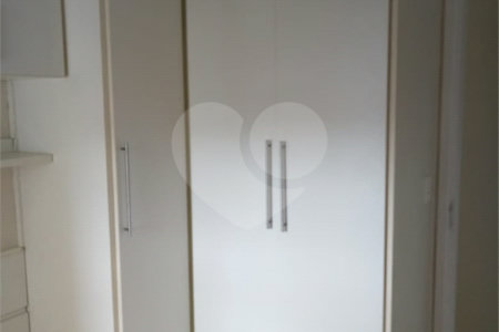 Apartamento à venda com 2 quartos em Vila Anastácio, São Paulo, SP