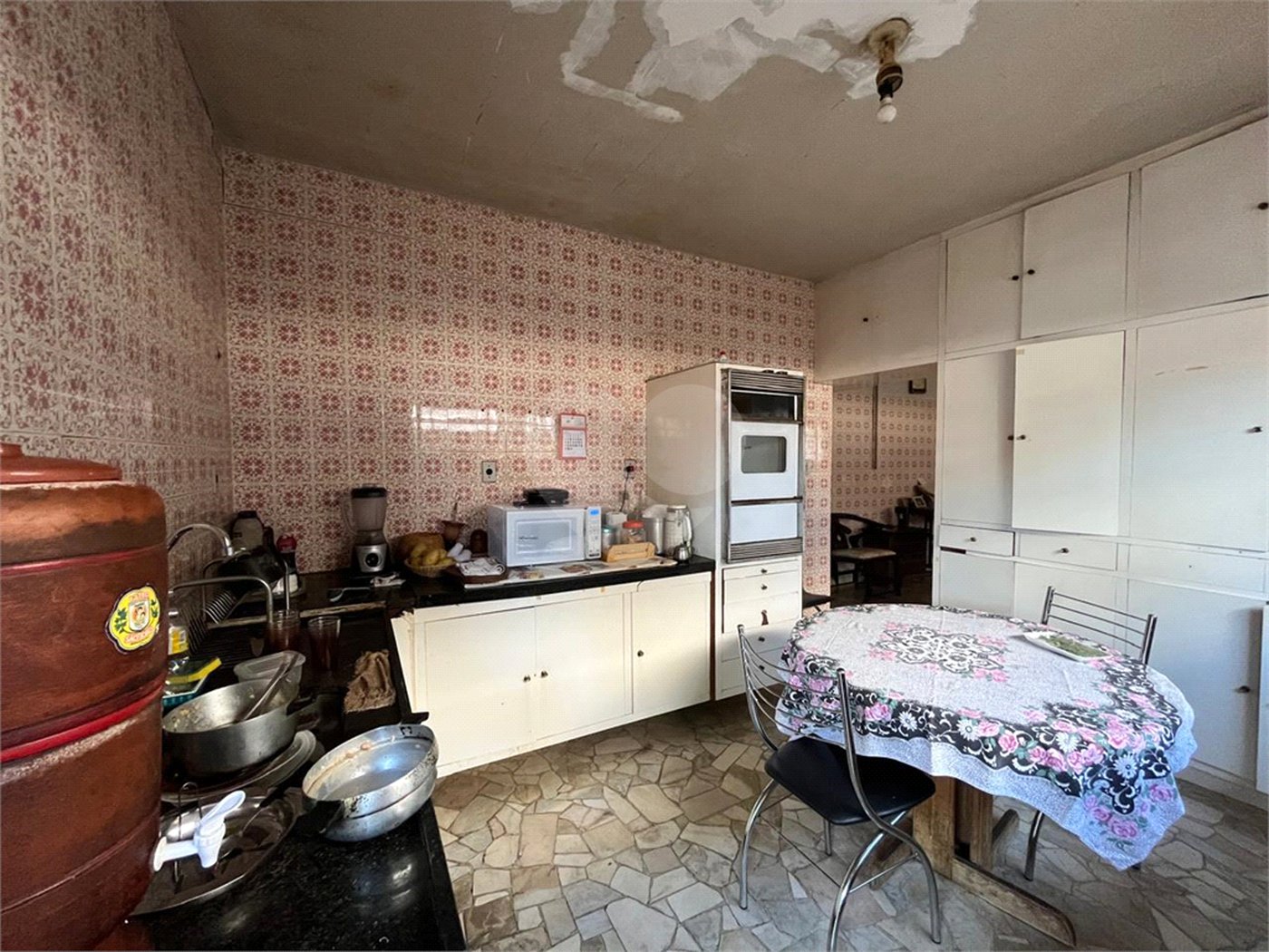 Casa à venda com 4 quartos, sendo 1 suíte,  em Vila Rosa, Itapetininga, SP
