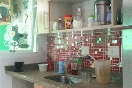 Casa à venda com 3 quartos, sendo 1 suíte,  no condomínio Jardim das Palmas, São Paulo - SP