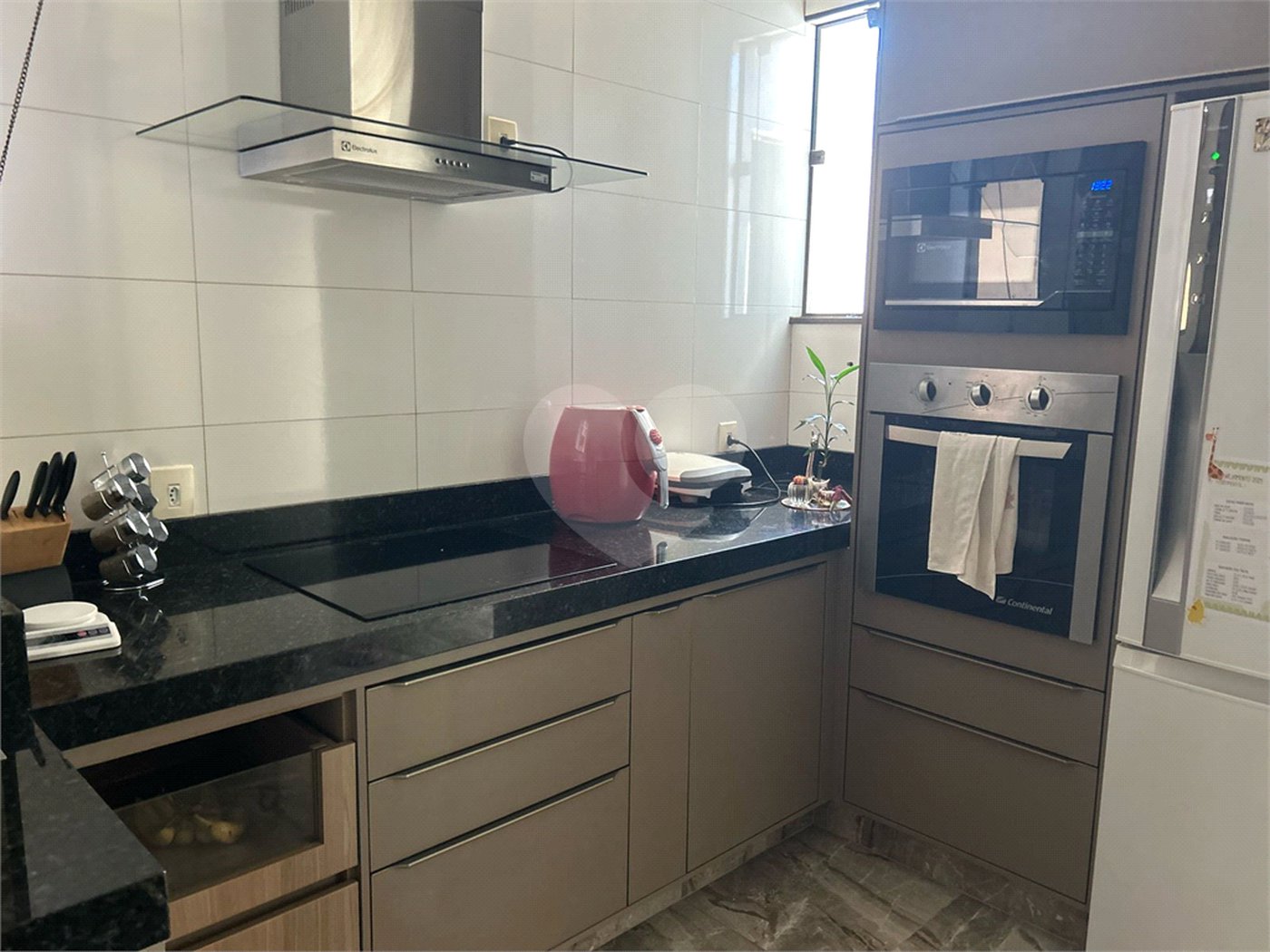 Casa à venda com 3 quartos, sendo 2 suítes, em Jardim de Cresci, São Carlos, SP