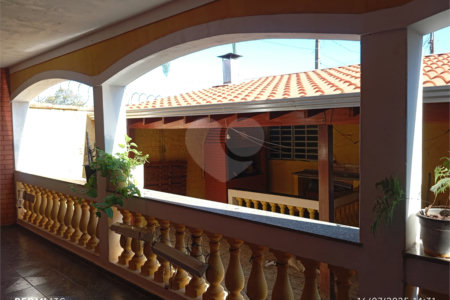 Casa à venda no Jardim Beatriz