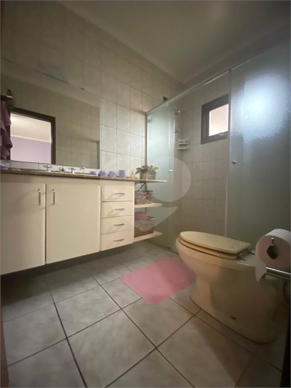 Casa à venda com 4 suítes no condomínio Vale da Santa Fé, Vinhedo - SP