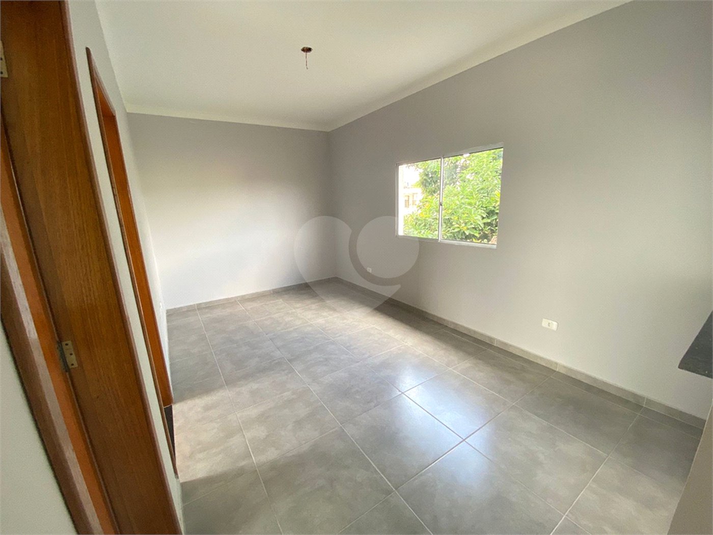 Apartamento à venda com 2 quartos em Alvinópolis, Atibaia, SP