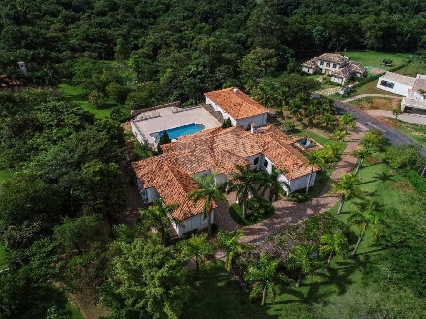 Casa à venda com 3 suítes no condomínio Fazenda Vila Real, Itu - SP