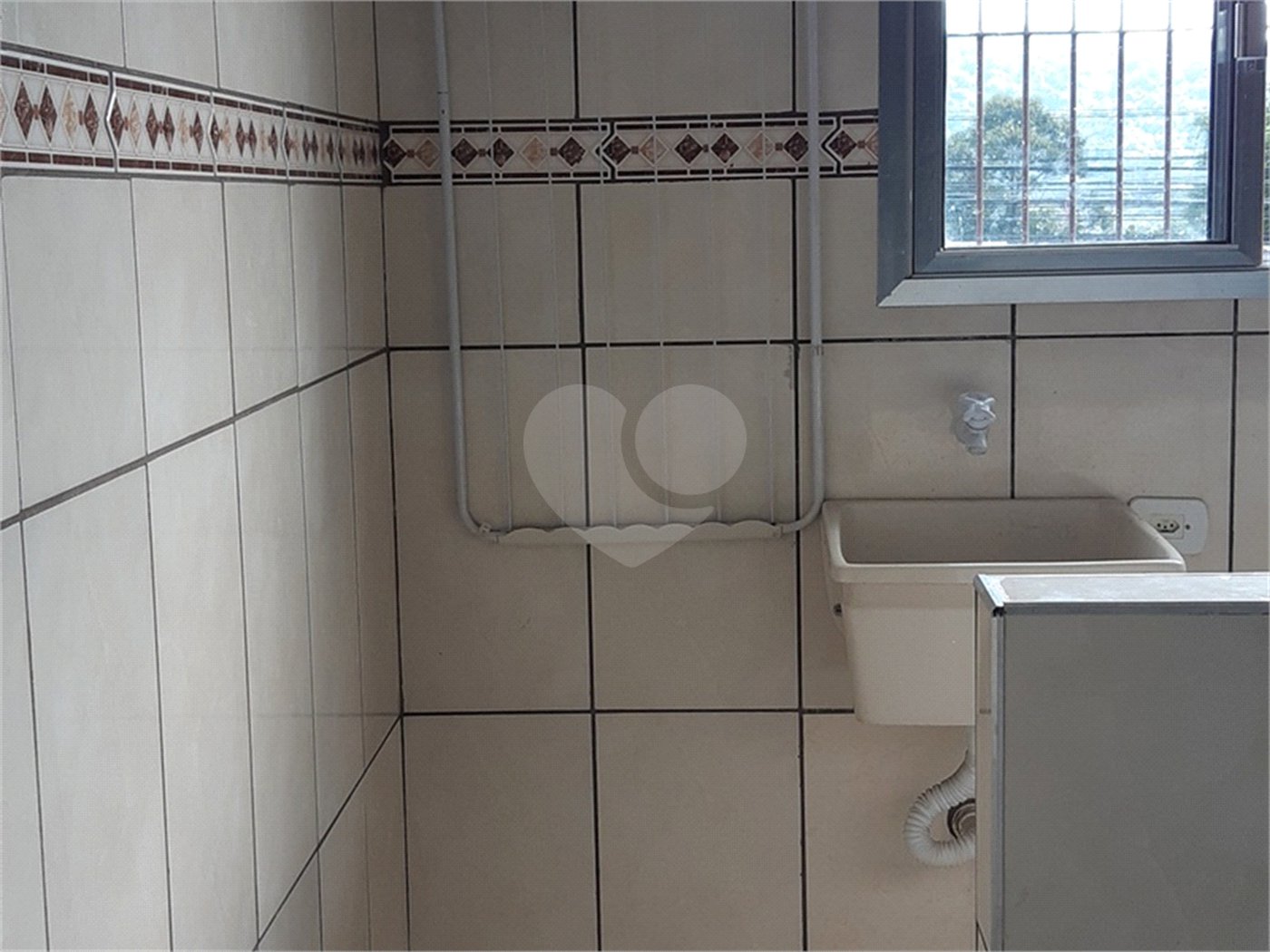 Sobrado à venda com 20 quartos em Jardim Peri, São Paulo, SP