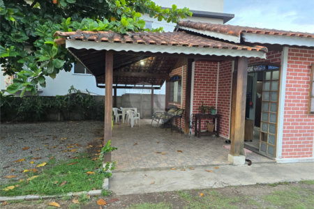 Casa à venda com 2 quartos, sendo 1 suíte, em Ressaca, Atibaia, SP