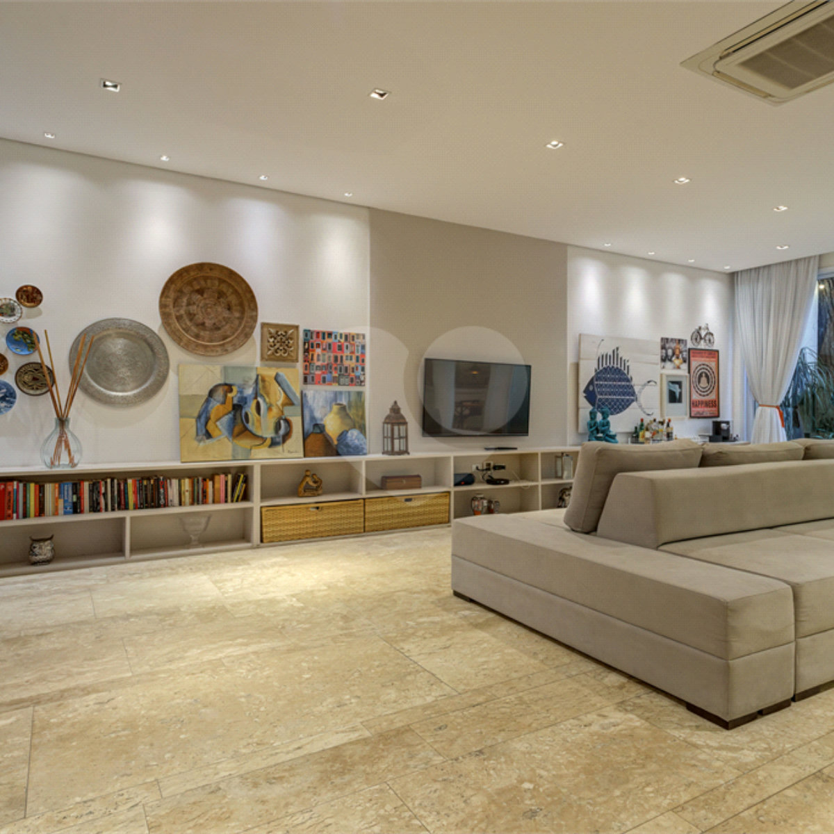 Casa à venda com 4 suítes no condomínio Ville de France, São Paulo - SP