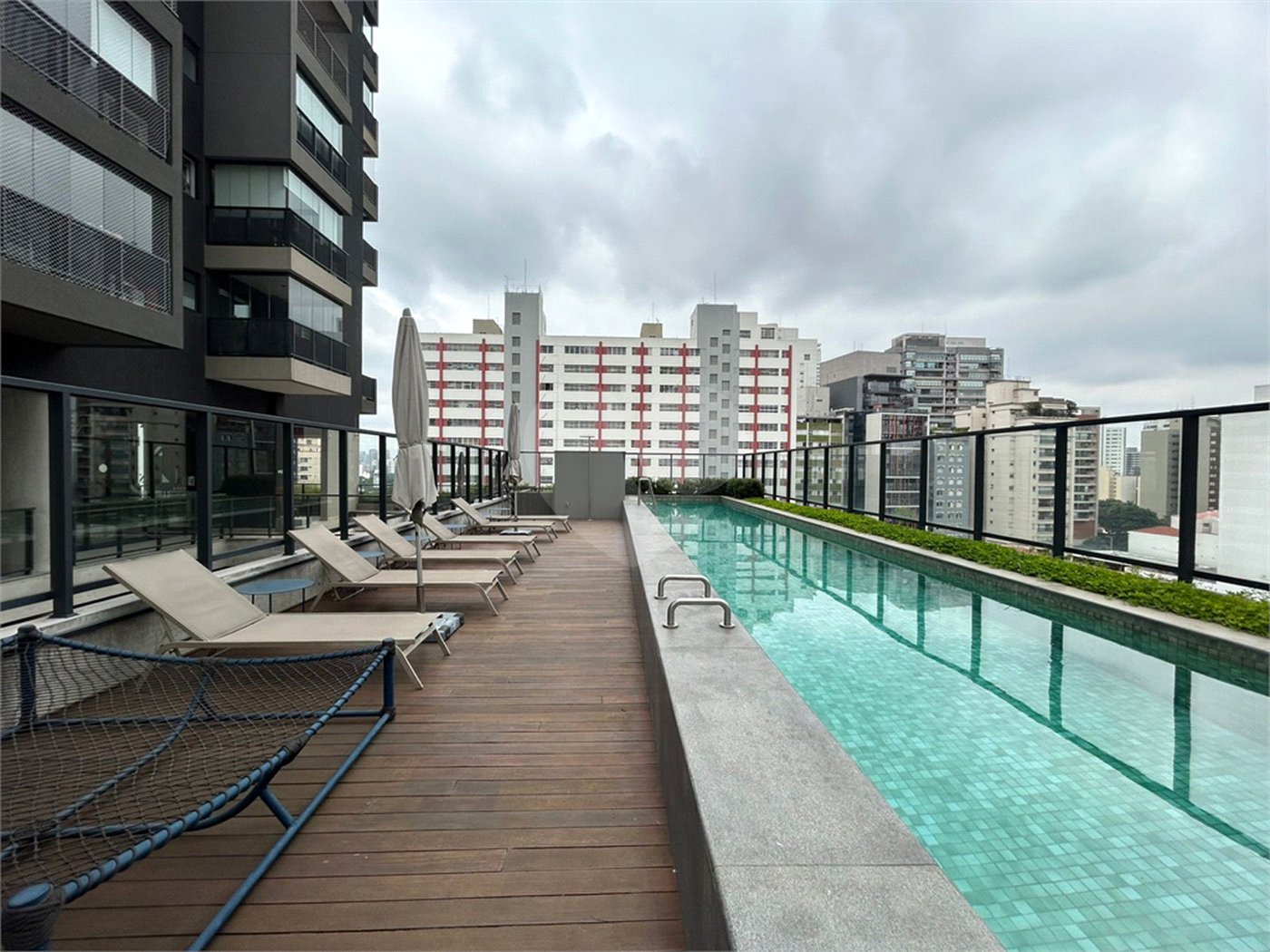 Apartamento para alugar com 1 suíte em Cerqueira César, São Paulo, SP
