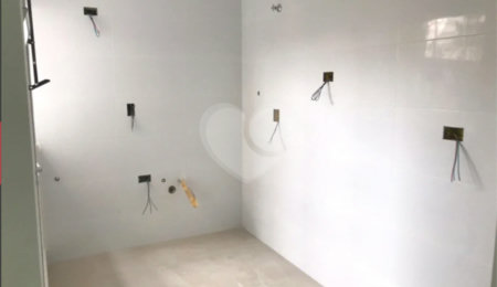 Casa à venda ou para alugar com 2 suítes no condomínio Residence Adelina, São Paulo - SP
