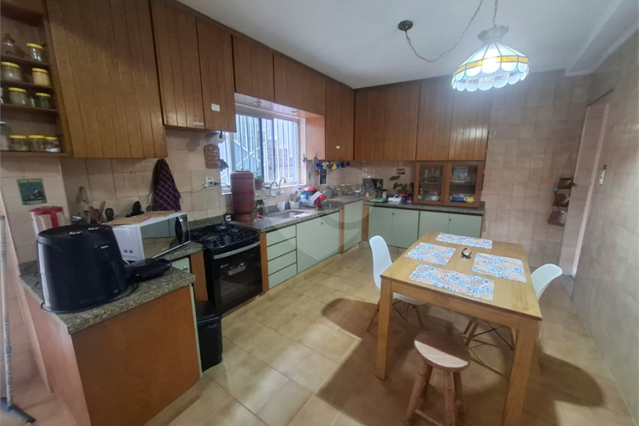 Sobrado à venda com 4 quartos, sendo 2 suítes, em Parada Inglesa, São Paulo, SP