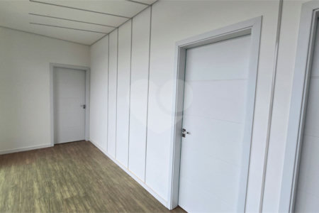 Casa à venda ou para alugar com 5 quartos, sendo 4 suítes,  no condomínio Equilibrium, Atibaia - SP