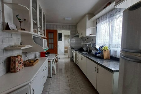 Apartamento à venda com 3 quartos, sendo 1 suíte, em Vila Monumento, São Paulo, SP