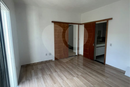 Casa à venda ou para alugar com 2 quartos, sendo 4 suítes, no condomínio Residencial Jardim Bréscia, Indaiatuba - SP