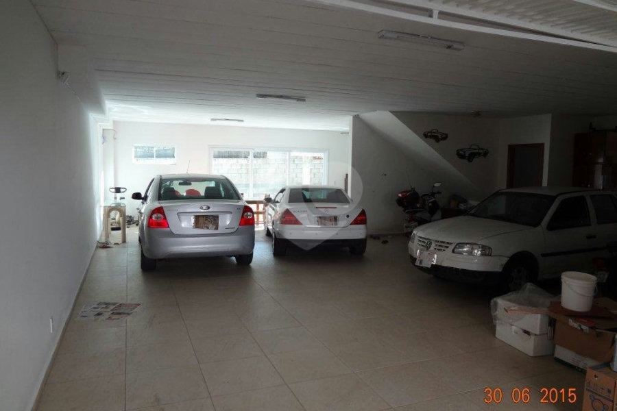 Casa Térrea à venda com 3 quartos, sendo 1 suíte, em Vila Irmãos Arnoni, São Paulo, SP