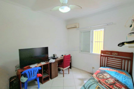 Casa com 3 dormitórios à venda, 182 m² por R$ 1.390.000,00 - Campo Grande - Santos/SP