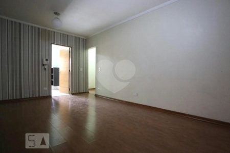 Casa à venda com 2 quartos, sendo 1 suíte,  em Jardim Ivana, São Paulo, SP