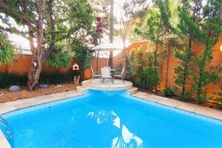 Casa à venda com 5 suítes em Jardim Leonor, São Paulo, SP