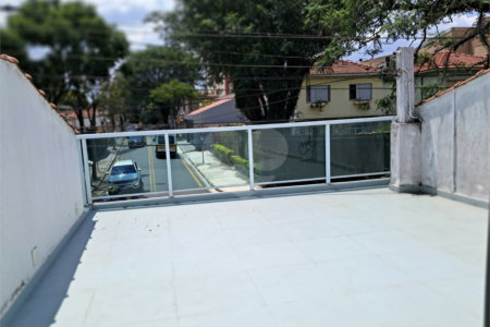 Sobrado à venda com 2 suítes em Santa Terezinha, São Bernardo do Campo, SP
