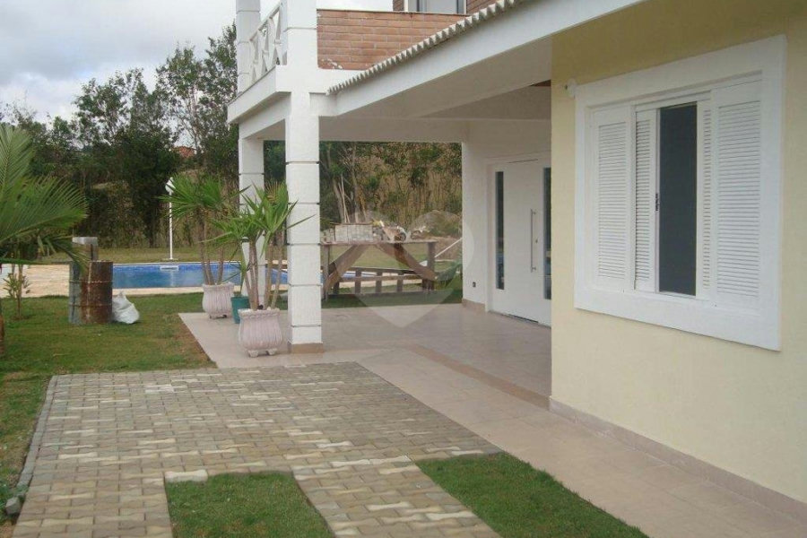 Casa à venda com 4 quartos, sendo 3 suítes, em Recreio Campo Verde, Ibiúna, SP