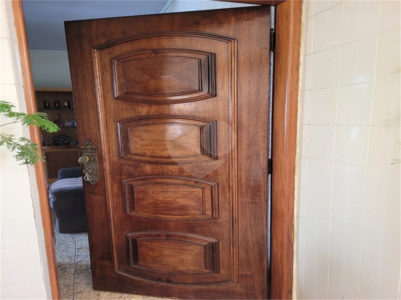 Casa Térrea à venda com 5 quartos, sendo 2 suítes,  em Jardim Aricanduva, São Paulo, SP