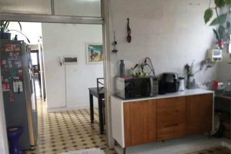 Apartamento à venda com 3 quartos, sendo 1 suíte, em Santa Cecília, São Paulo, SP