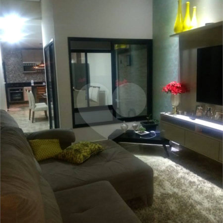 Casa à venda com 3 quartos, sendo 1 suíte, em Residencial Vila dos Eucaliptos, Salto, SP