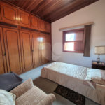 Casa de Vila à venda ou para alugar com 4 quartos, sendo 2 suítes,  em Jardim Leonor, São Paulo, SP