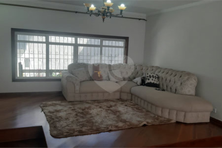 Casa à venda com 3 quartos, sendo 1 suíte,  em Brooklin Paulista, São Paulo, SP