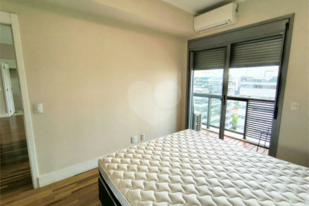 Apartamento à venda com 2 quartos, sendo 1 suíte, em Santo Amaro, São Paulo, SP