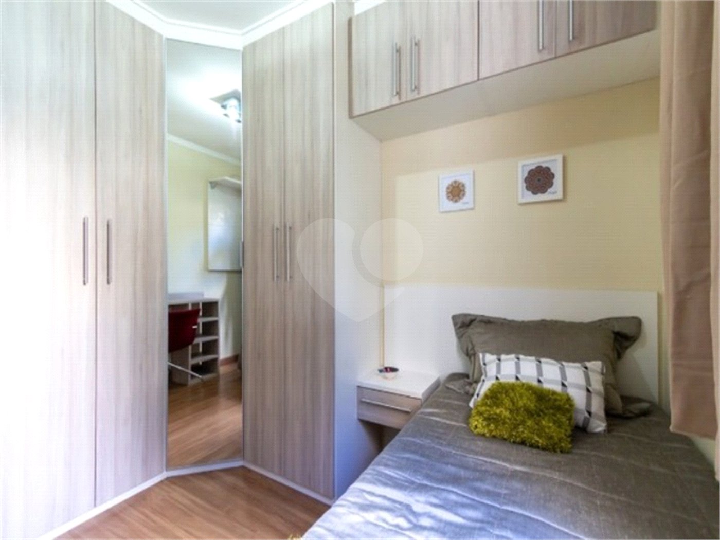 Apartamento à venda com 2 quartos, sendo 1 suíte, em Parque Reboucas, São Paulo, SP