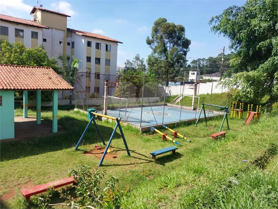Apartamento á venda - Ferraz de Vasconcelos