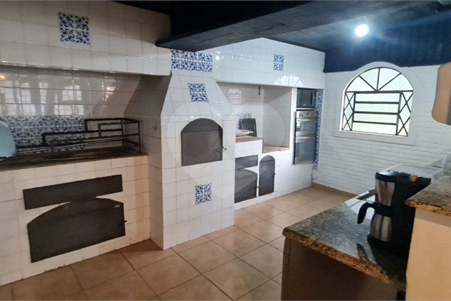 Casa à venda com 4 suítes no condomínio Jardim da Montanha I, Mairiporã - SP