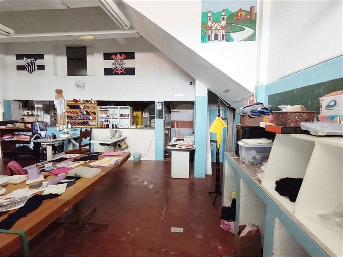 Prédio à venda com 4 quartos, sendo 1 suíte, em Tremembé, São Paulo, SP